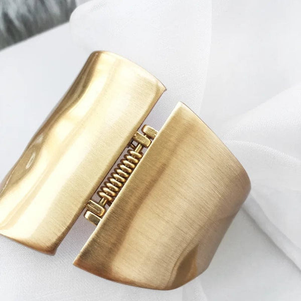 Planet Gates Wide Bangles Minimalist Asymmetric Alloy Matte Gold Color Bracelets Women Accessories Fashion Jewellery Engagement Party Gift