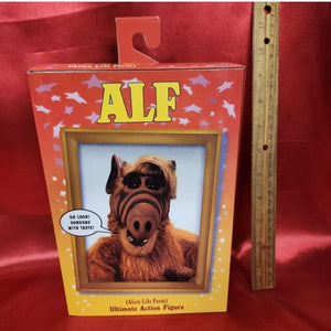 Planet Gates with box NECA Figure Ultimate Alien Life Form ALF Action Figure Oh Look! Someone With Taste Joint Movable Doll Birthday Present Toys