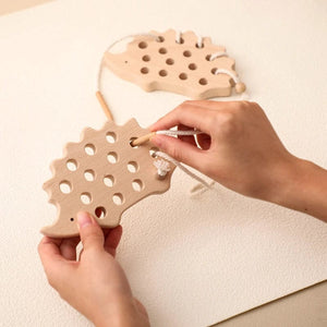 Planet Gates Wooden Hedgehog Threading Board Kids Montessori Toys Beech Wooden Educational Toy Button Beaded Blocks Puzzle Toy Baby Gifts