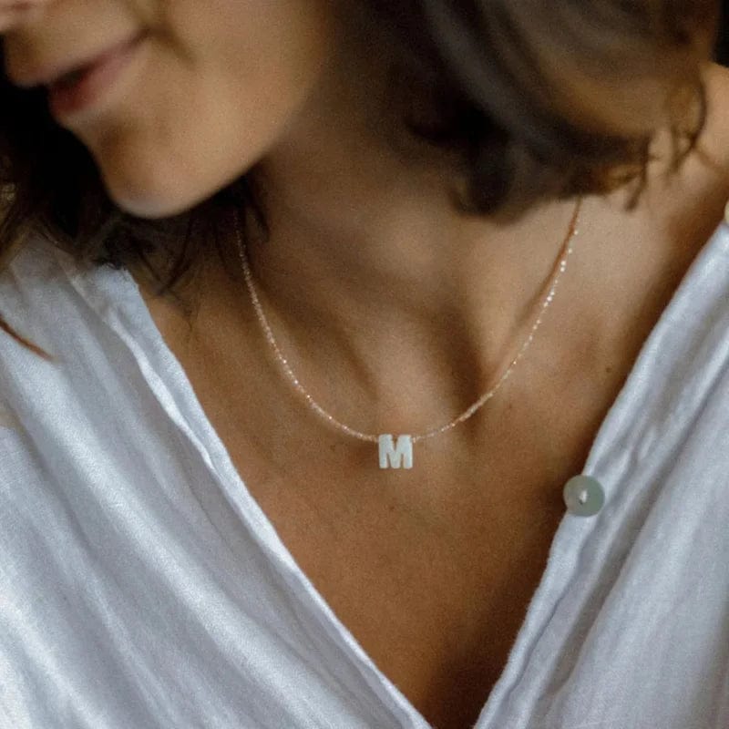 Planet Gates X New Fashion 26 Letter Shell Choker Necklaces For Women Shining Crystal Beads Clavicle Chian Female Neck Pendant Necklace Jewelry