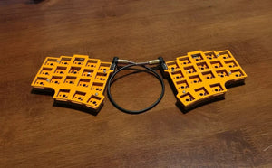 Planet Gates X7-Kit -Aluminum / Red Switch Split Mechanical Keyboard 40-key Layout Programmable VIA Key Change Mechanical Keyboard Mini Independent custom Gaming Keyboard