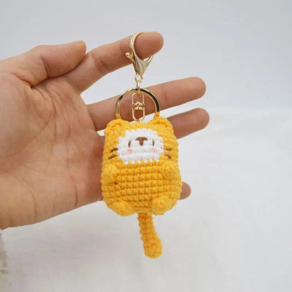 Planet Gates ZJJKR03716 Cute Cat Crochet Keychains Knitting Cartoon Cat Doll Keyrings For Car Keys Kawaii Small Cat Knitted Keychain For Bag Pendant New