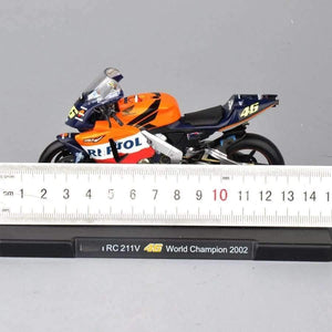 Planet Gates 1:18 Scale Racing Motorcycle Vehicles Model Diecast Moto RC 211V #46 World Chanpion 2002 Motorcycle Toys for Gift