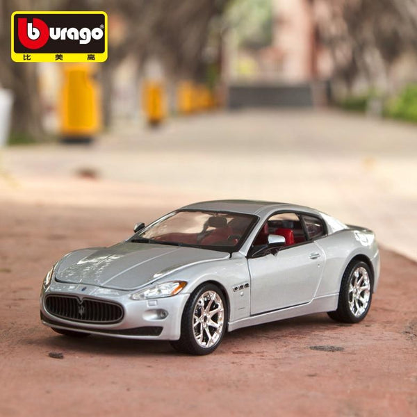 Planet Gates 1:24 2008 Maserati GranTurismo alloy racing car Alloy Luxury Vehicle Diecast Pull Back Cars Model Toy Collection Gift