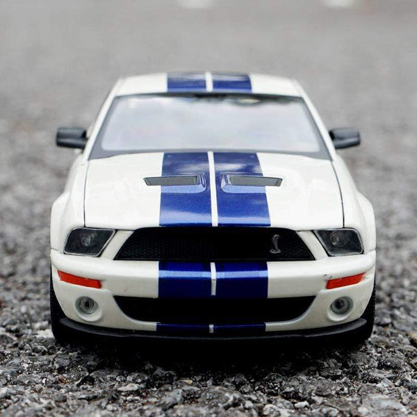 Planet Gates 1:24 Ford Mustang Shelby GT500 Cobra 2007 High Simulation Car Model Alloy Kid Toy Car Collect Children's Gifts