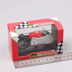 Planet Gates 1/24 Scale Classic Retro Italeri 1955 Gilera 4cil 500cc World Champion #76 G Duke motorcycle Diecast GP bike model Toy Vehicles