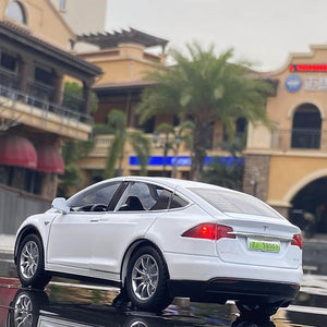 Planet Gates 1:24 Tesla Model X Alloy Car Model Diecast Metal Simulation Toy Vehicles Car Model Collection Sound and Light Childrens Toy Gift