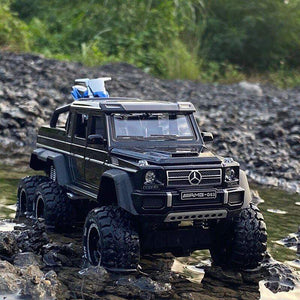 Planet Gates 1/28 Benzs G63 6*6 Big Tyre Alloy Pickup Car Model Diecast Metal Simulation Toy Off-road Vehicles Model Collection Children Gift