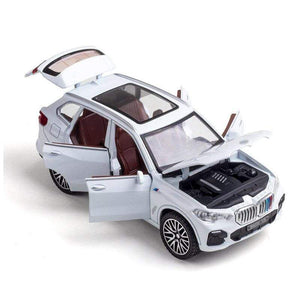Planet Gates 1/32 Alloy Die Cast X5 SUV Model Toy Car Simulation Sound Light Pull Back Door Open Toys Vehicle For Children