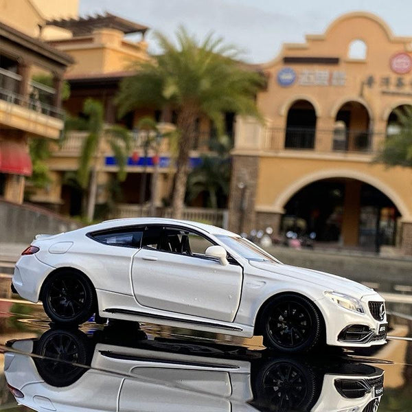 Planet Gates 1:32 AMGC63S C63S Coupe Alloy Car Model Diecasts & Toy Vehicle Metal Car Model Collection High Simulation Sound Light Kids Gift