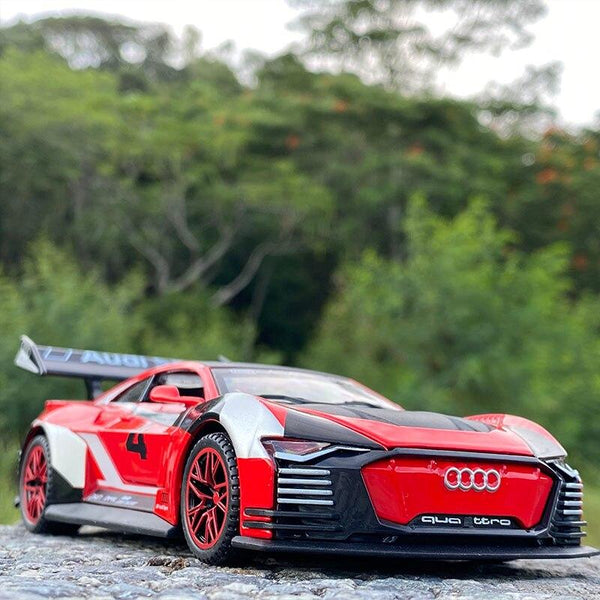 Planet Gates 1:32 Audi car model GT Le Mans racing simulation alloy pull back sound and light door children's metal toy car Birthday boy gift