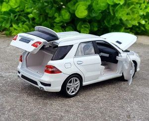 Planet Gates 1:32 Benzs ML GL Class ML630 GL500 Alloy Car Model Diecasts Metal Simulation Toy Car Model Collection Sound Light Childrens Gift