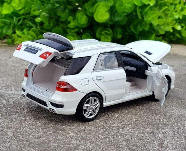 Planet Gates 1:32 Benzs ML GL Class ML630 GL500 Alloy Car Model Diecasts Metal Simulation Toy Car Model Collection Sound Light Childrens Gift