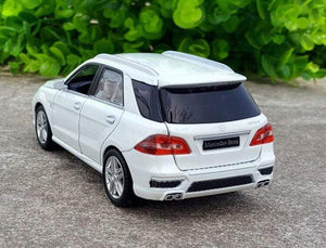 Planet Gates 1:32 Benzs ML GL Class ML630 GL500 Alloy Car Model Diecasts Metal Simulation Toy Car Model Collection Sound Light Childrens Gift