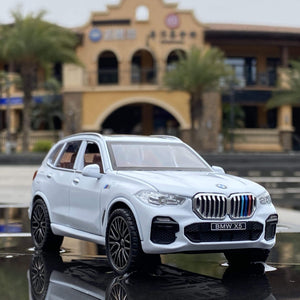 Planet Gates 1:32 BMW X5 SUV Alloy Car Model Diecasts & Toy Vehicles Metal Toy Car Model Simulation Sound and Light Collection Childrens Gift