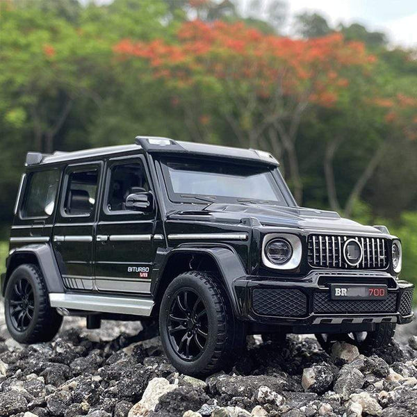 Planet Gates 1/32 G700 G65 SUV Alloy Car Model Diecast Simulation Metal Toy Off-road Vehicles Car Model Sound Light Collection Childrens Gift