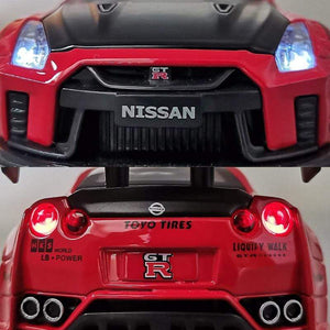 Planet Gates 1:32 NISSAN GT-R Alloy Car Model Diecasts & Toy Vehicles Toy Cars Kid Toys For Children Gifts Boy Toy