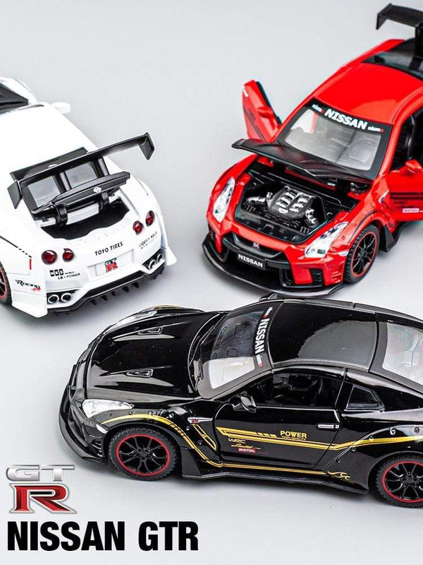 Planet Gates 1:32 Nissan Gtr Sports Car Alloy Car Model For Children Boy Metal Pull Back Toy Car Decoration Simulation Model Car Collection