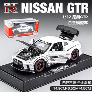 Planet Gates 1:32 Nissan Gtr Sports Car Alloy Car Model For Children Boy Metal Pull Back Toy Car Decoration Simulation Model Car Collection