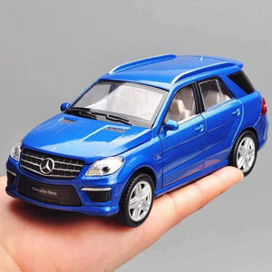 Planet Gates 1:32 SUV ML63 Simulation Toy Car Model Alloy Pull Back Children Toys Genuine License Collection Gift Off-Road Vehicle KIDS TOY