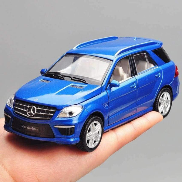 Planet Gates 1:32 SUV ML63 Simulation Toy Car Model Alloy Pull Back Children Toys Genuine License Collection Gift Off-Road Vehicle KIDS TOY