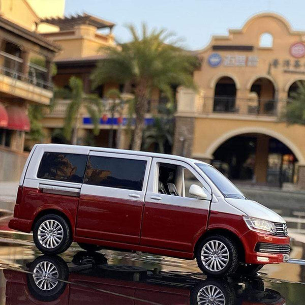 Planet Gates 1:32 Zinc Alloy Bus Volkswagens Multivan T6 Alloy Car Model Diecasts MPV Car Model Sound and Light Simulation Childrens Toy Gift