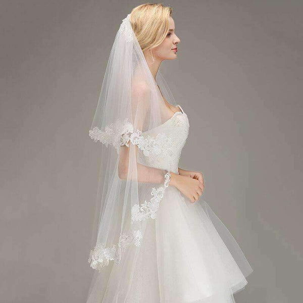 Planet Gates 1.5M Lace Edge Short Wedding Veil with Comb Two Layers Tulle Bridal Veil Cheap Wedding Accessories Veu de Noiva