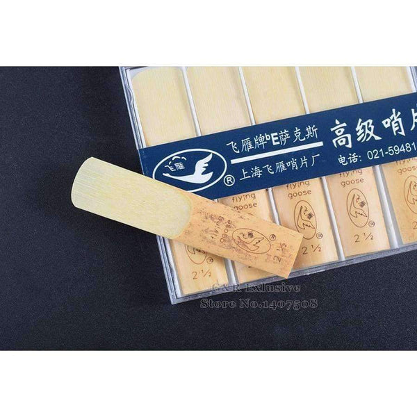 Planet Gates 10PCS bE Alto Saxophone Reeds Strength 2.5 Sax Reed Wind Musical Instruments Accessories for Beginners