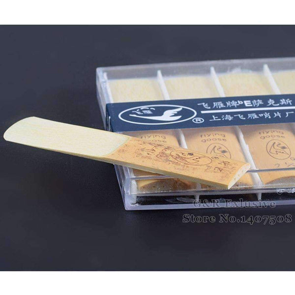 Planet Gates 10PCS bE Alto Saxophone Reeds Strength 2.5 Sax Reed Wind Musical Instruments Accessories for Beginners