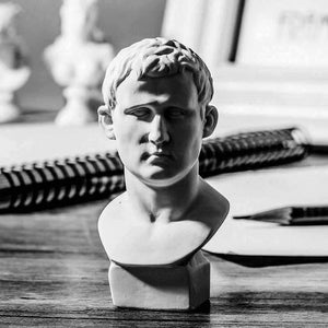 Planet Gates 10Pcs Sketch Avatar Plaster Model 5-8CM Resin Mini Character For Decoration Sketch practice Model Art Painting Supplies