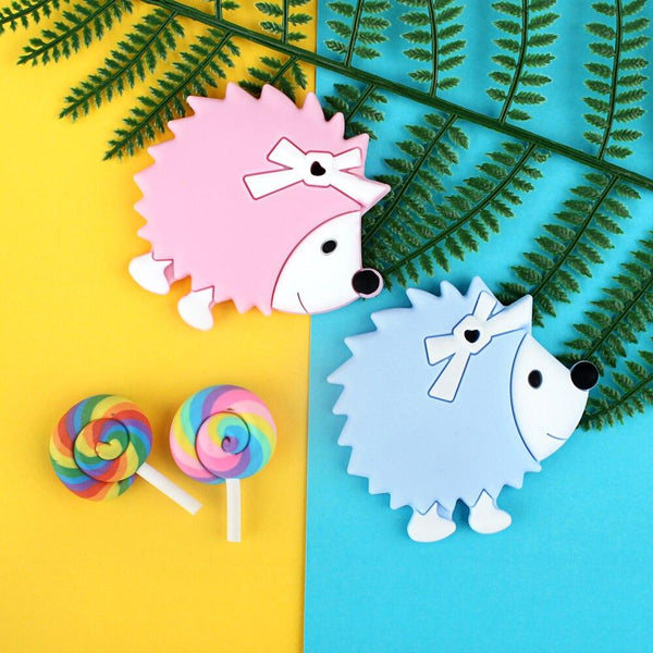 Planet Gates 1pc Hedgehog Silicone Teether Animal Cartoon Baby teething Necklace Chew Charms Baby Products Toddler Toys