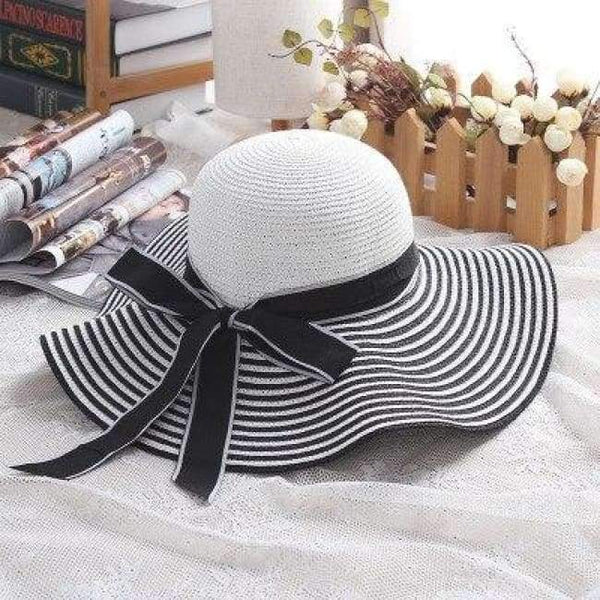 Planet Gates 2 / onesize Women's big hats fragrant ladies new basin caps  black and white stripes  beach straw hats girls