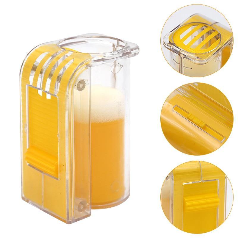 Planet Gates 200284146 1PCS Bee Queen Marking Cage Marker Catcher Plastic Catcher One Handed Marker Bottle Plunger Beekeeper Tool Beekeeping Equipments (1pcs)