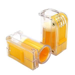 Planet Gates 200284146 1PCS Bee Queen Marking Cage Marker Catcher Plastic Catcher One Handed Marker Bottle Plunger Beekeeper Tool Beekeeping Equipments (1pcs)