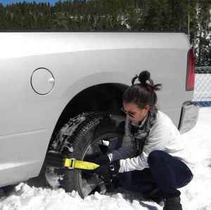 Planet Gates 2PCS Car Tyres Tire Belt Snow Chains Universal Mini Plastic Winter Wheels Car-Styling Anti-Skid Autocross Outdoor Roadway Safety