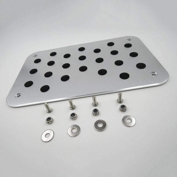 Planet Gates 30*20cm Car Inner Floor Carpet Mat Patch Foot Pedal Aluminum Car Floor Mat Pad Carpet Heel Plate Accessory