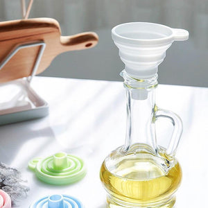 4PCS Kitchen Home Portable Folding Funnels Telescopic Long Neck Funnel Creative Household Liquid Silicagel Funnel Kitchen Tools