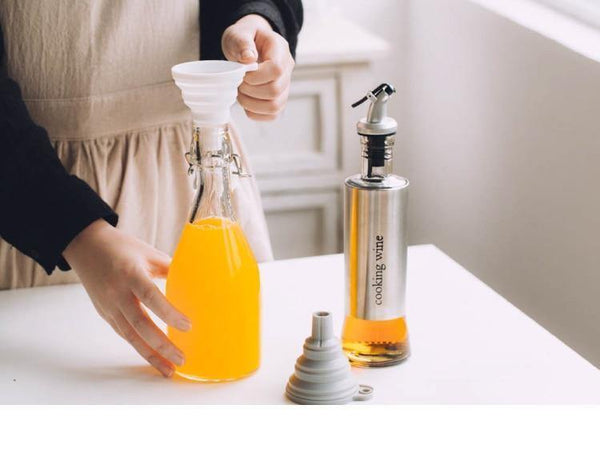 4PCS Kitchen Home Portable Folding Funnels Telescopic Long Neck Funnel Creative Household Liquid Silicagel Funnel Kitchen Tools