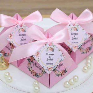 Planet Gates 50 pcs Free Shipping Pink/ Purple/ Tiffany Blue Floral Pyramid Wedding Favor Candy Boxes Bridal Shower Party Paper Gift Box