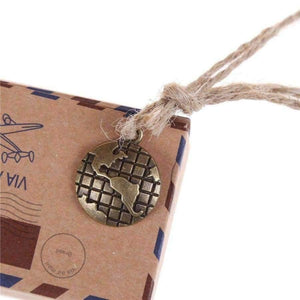 Planet Gates 50pcs Vintage Stamp Design Chocolate Candy Box Wedding Packaging Kraft Gift Box Wedding Favors and Gifts Bag Party Supplies