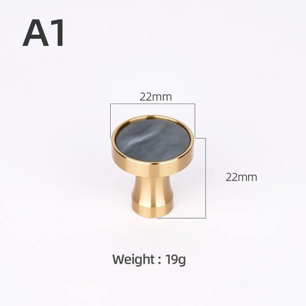 Brass Furniture Handles Elegant Door Knobs and Handles for Cabinet Kitchen Cupboard Drawer Pulls Wall Hanging Hooks Shell Resin