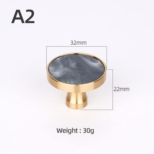 Brass Furniture Handles Elegant Door Knobs and Handles for Cabinet Kitchen Cupboard Drawer Pulls Wall Hanging Hooks Shell Resin