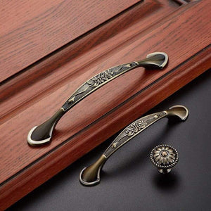 Antique Handle Knob Furniture Handle Kitchen Cabinet Handle Drawer Handle Pulls Zinc Alloy Cupboard Handles European Handles
