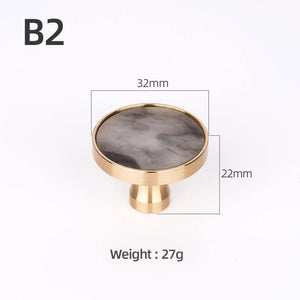 Brass Furniture Handles Elegant Door Knobs and Handles for Cabinet Kitchen Cupboard Drawer Pulls Wall Hanging Hooks Shell Resin