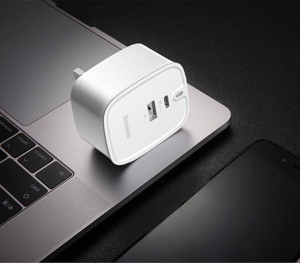 Planet Gates Baseus USB PD Charger For iPhone 30W Fast Charging UK Plug Type-c Adapter For Mobile Phone Travel Wall 3A Type C PD USB Charger