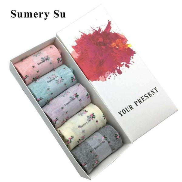Planet Gates BK with Gift Bag / One Size Flower Socks Women Cute Cotton Casual Happy Short Ankle Socks Female Ladies Girl European Style 5 Pairs /Lot