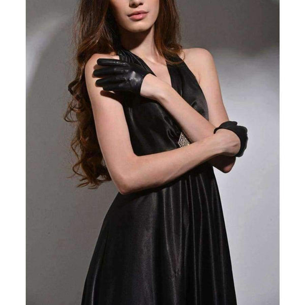 Fashion New Genuine Leather Adult Women Gloves Wrist Solid Rivet Style Goatskin Glove Short Black Driving Hot Sale Free Shipping