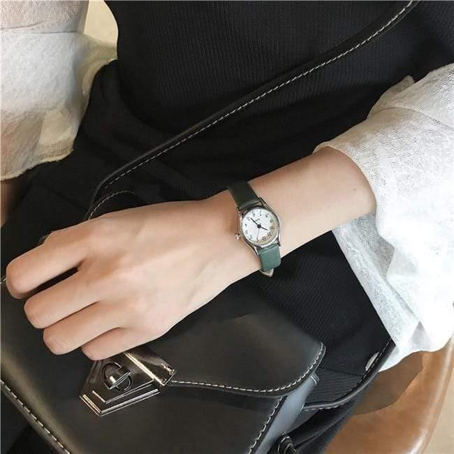 Planet Gates Black Women watches Korean version casual quartz woman clock BGG brand ladies retro wrist watches leather band