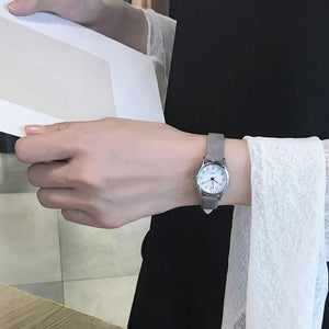 Planet Gates Black Women watches Korean version casual quartz woman clock BGG brand ladies retro wrist watches leather band