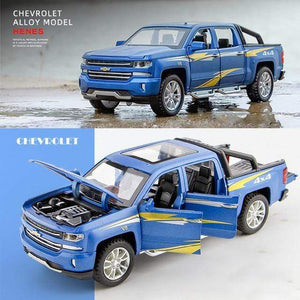 Planet Gates Blue 1:32 Chevrolet Silverado Pika Alloy Car Model Diecast Toy Vehicle 6 Open Doors With Sound/Light/Pull-back Toys For Children